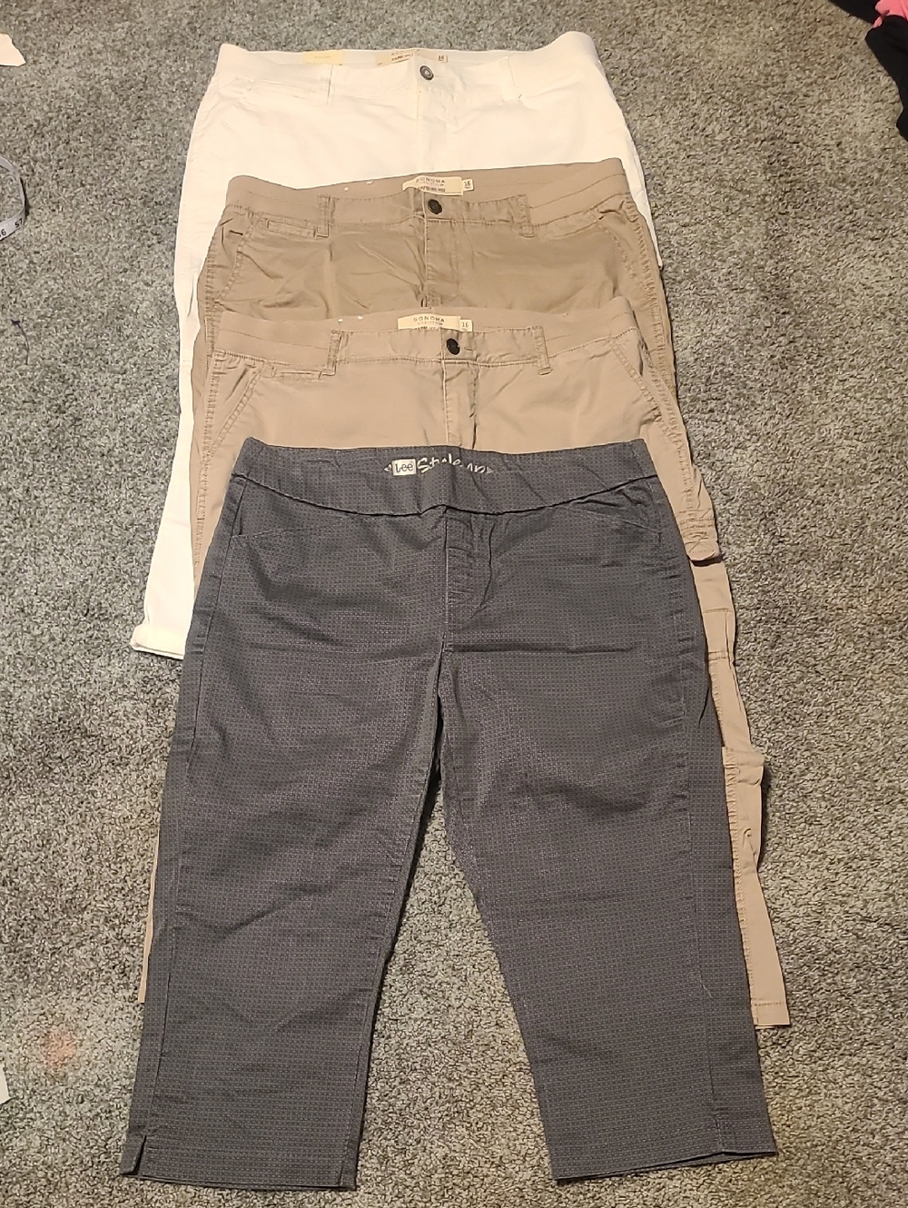 4 Stretch Cropped Pants.